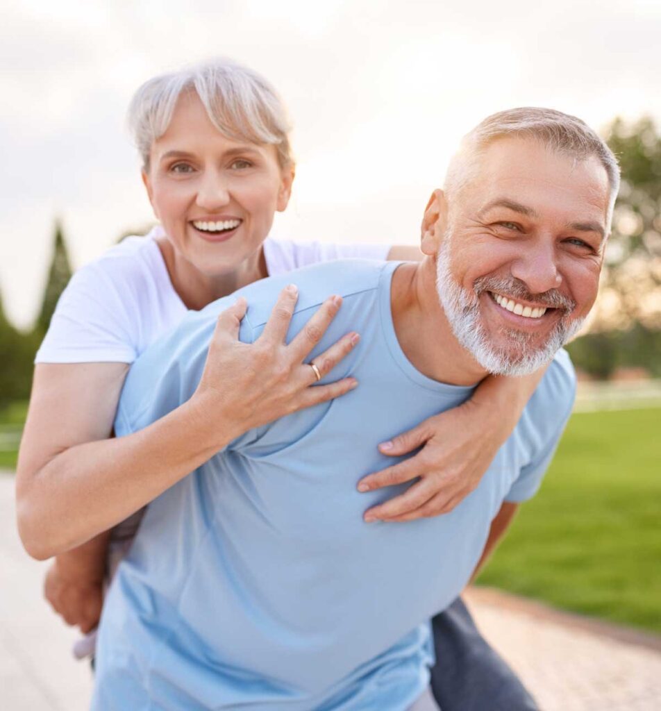 Two Peopple one woman and man have a good moment