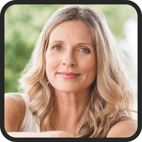 Image of Diane R., 48 – New York, USA. Customer of Menovelle